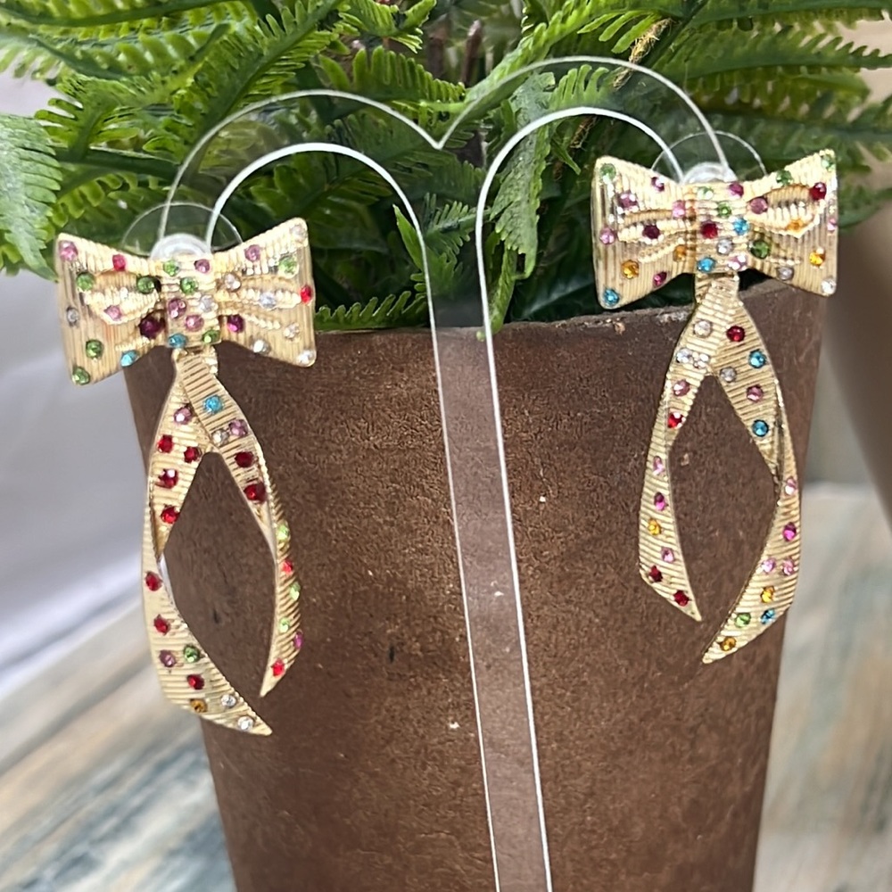 ⭐️🌸Sugarfix gold tone multi color rhinestone post bow earrings